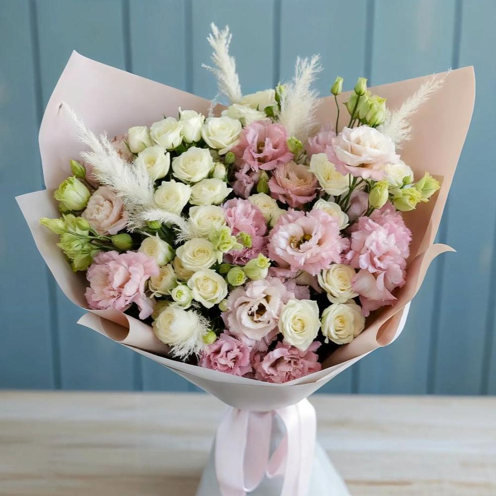 Букет цветов из: Альстромерии и Розы в Лискинском