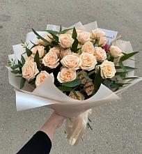 Букет Кремовые розы Латте в Лискинском