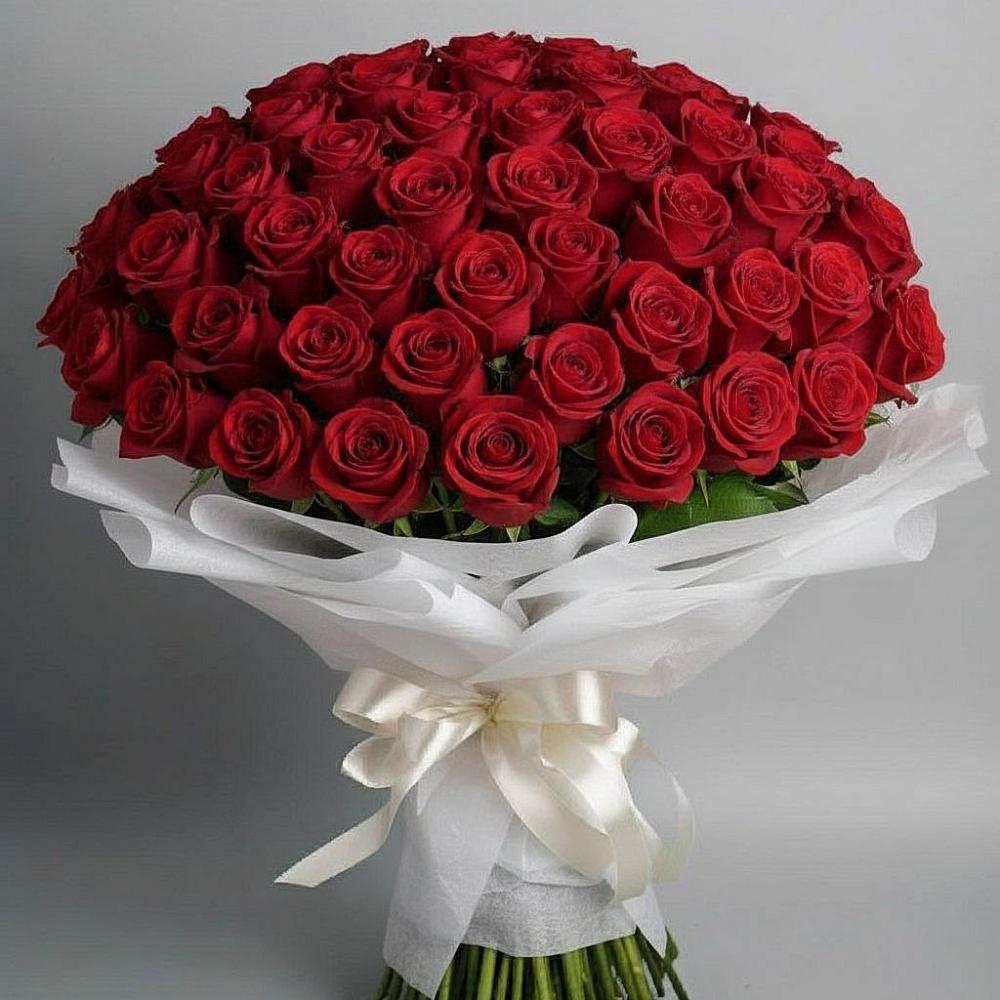Букет 101 Красная роза Блэк Мэджик в Лискинском