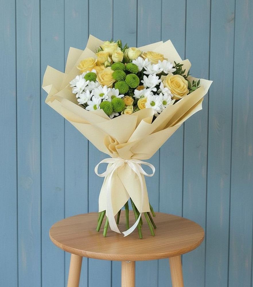 Букет цветов из: Хризантемы и Розы в Лискинском