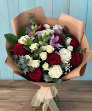 Букет цветов из:  Розы и Альстромерии #REPLACE_PRED# Лискинском