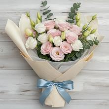 Букет цветов из:  Лизиантусы #REPLACE_PRED# Лискинском