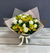 Букет цветов из:  Орхидеи и Розы в Лискинском