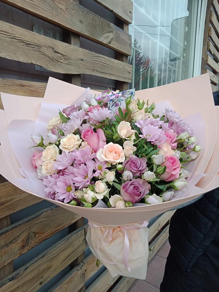 Букет цветов из: Розы и Хризантемы в Лискинском