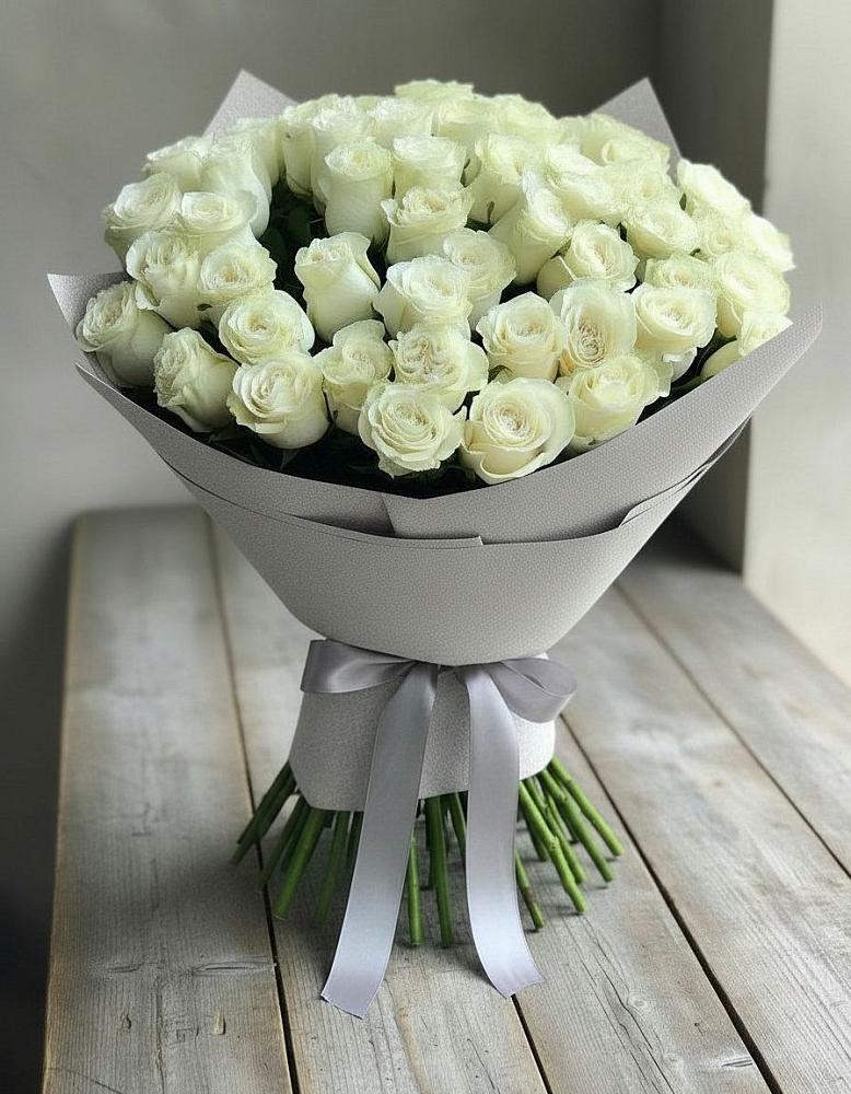 Букет 35 Белых роз в Лискинском