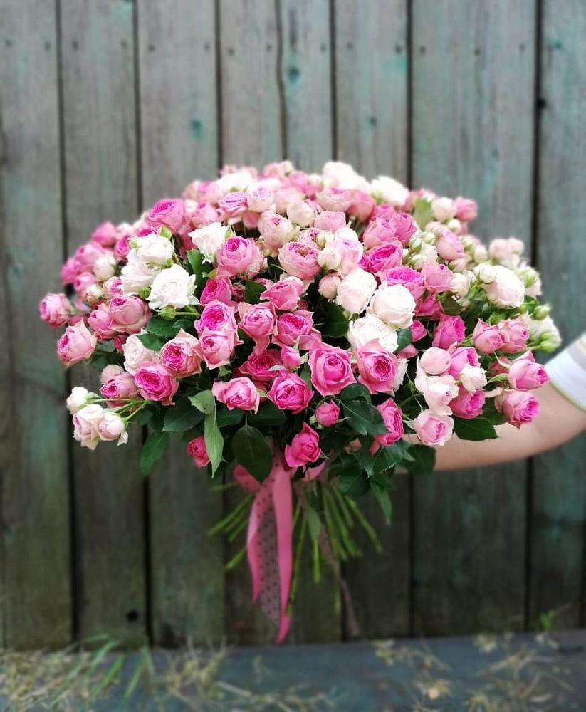 Букет Розовые кустовые розы Натали и Лав Лидия в Лискинском