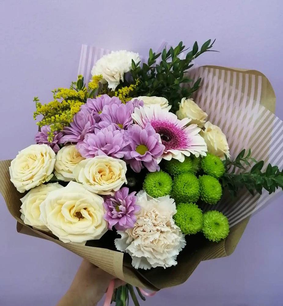 Букет цветов из: Хризантемы, Розы, Гвоздики и Герберы в Лискинском